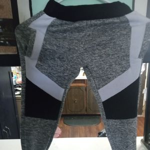 Large boys thermal sweats size 6 multi color